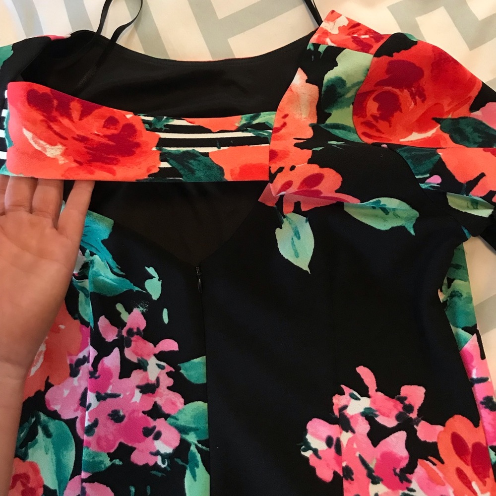 Jessica Howard Dress with flare sleeves - Picture 2 of 7